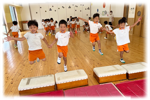 写真：毎月　うんどう遊び